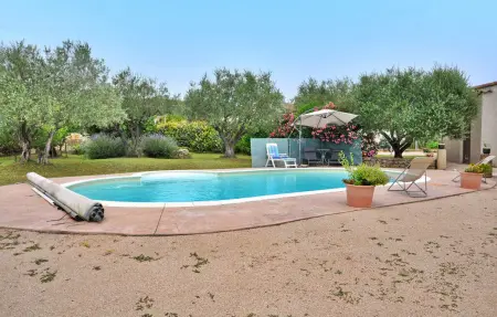 La Villa Des Fleurs, Maison 8 personnes à Cavillargues - Photo 1