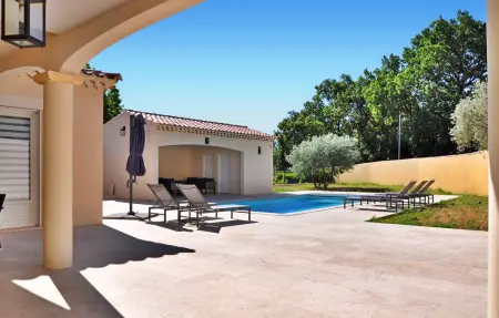 La Villa De Gadagne, Maison 6 personnes à Châteauneuf De Gadagne - Photo 2