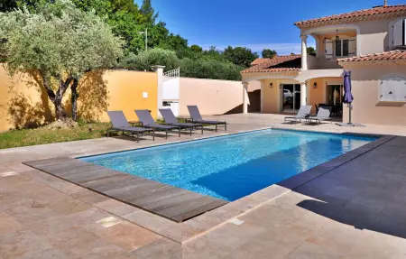 La Villa De Gadagne, Maison 6 personnes à Châteauneuf De Gadagne - Photo 5