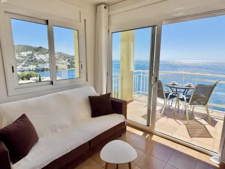 Bel appartement avec piscine, clim, WiFi et parking à 700m de la plage à Roses - Photo 1