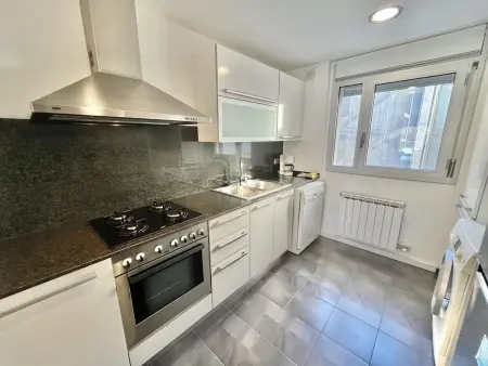 Spacieux Appartement à Roses, 650m de la Plage, Parking Privé et Terrasse - Photo 8