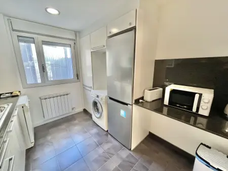 Spacieux Appartement à Roses, 650m de la Plage, Parking Privé et Terrasse - Photo 9