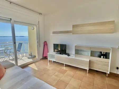 Appartement avec piscine et parking à 700m de la plage - Photo 4