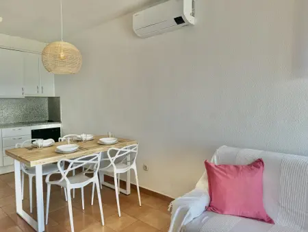 Appartement avec piscine et parking à 700m de la plage - Photo 7