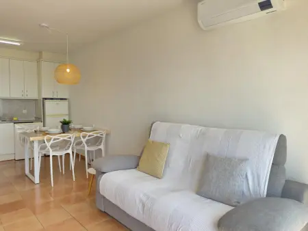 Bel appartement avec piscine, WiFi, clim et parking à 700m de la plage - Photo 12