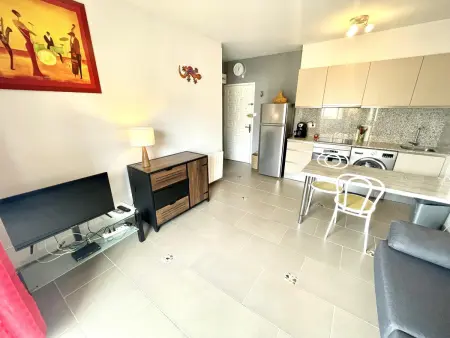 Appartement confortable à 400m de la plage avec parking et climatisation - Photo 6