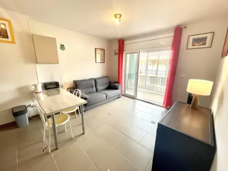 Appartement confortable à 400m de la plage avec parking et climatisation - Photo 8