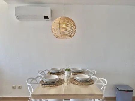 Bel appartement avec piscine, climatisation et parking à 700m de la plage de Roses - Photo 6