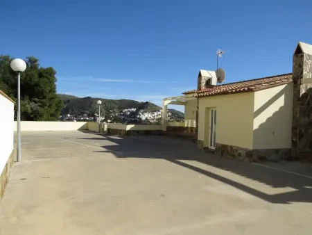 Bel appartement avec piscine, climatisation et parking à 700m de la plage de Roses - Photo 19