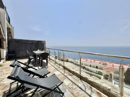 Maison 3 étages, piscine commune, vue mer, clim, proche plage et centre de Roses - Photo 24