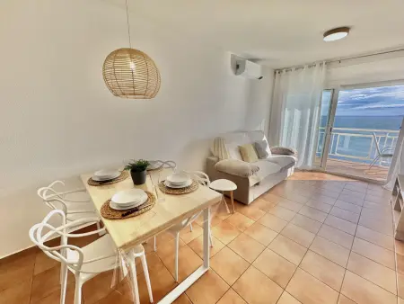 Bel appartement avec piscine, WiFi et parking à 10 min de la plage - Photo 8