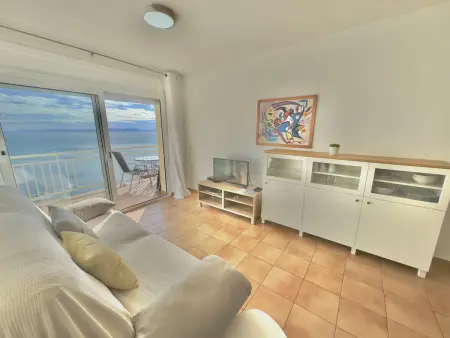 Bel appartement avec piscine, WiFi et parking à 10 min de la plage - Photo 9