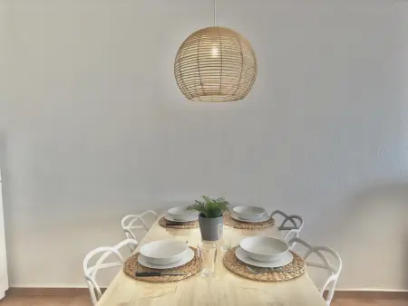 Bel appartement avec piscine, WiFi et parking à 10 min de la plage - Photo 10