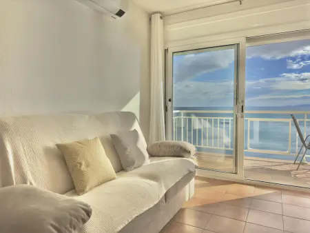 Bel appartement avec piscine, WiFi et parking à 10 min de la plage - Photo 11