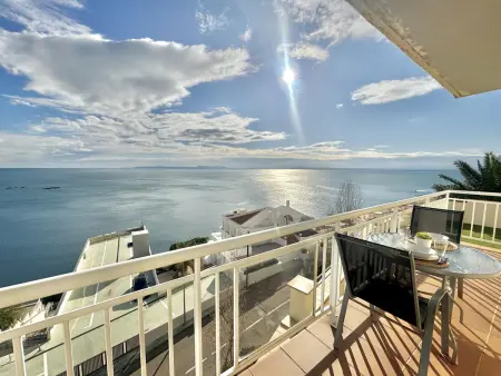 Bel appartement avec piscine, WiFi et parking à 10 min de la plage - Photo 14