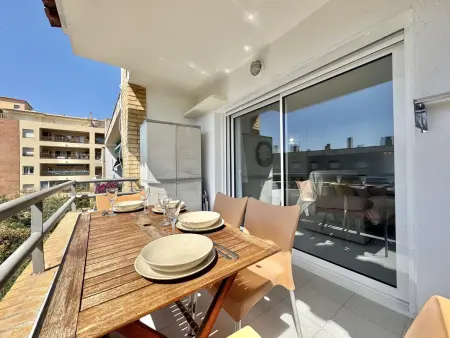 Bel appart. 1 ch, terrasse, parking, clim et wifi à Roses, à 300m de la plage - Photo 1