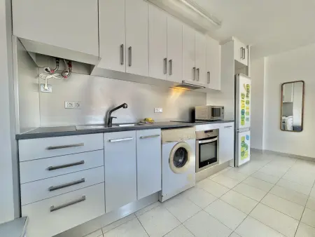 Bel appart. 1 ch, terrasse, parking, clim et wifi à Roses, à 300m de la plage - Photo 9