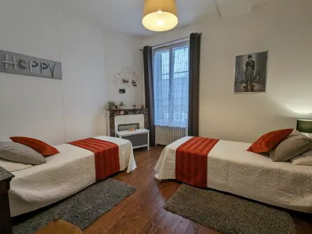Maison familiale rénovée avec cour, à 1h30 de Paris, proche de la nature et des sites historiques. - Photo 7