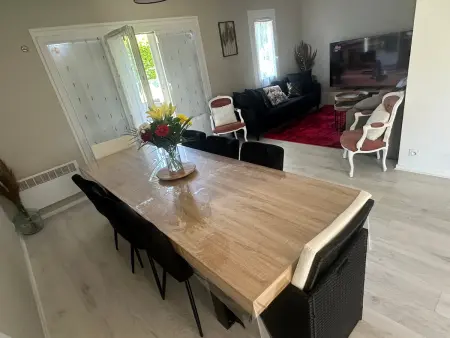 Gîte 10 pers. avec jardin à 200m des commerces, proche Loire et forêt d'Orléans - Photo 2