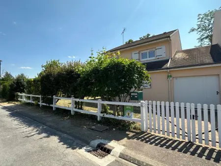 Gîte 10 pers. avec jardin à 200m des commerces, proche Loire et forêt d'Orléans - Photo 21