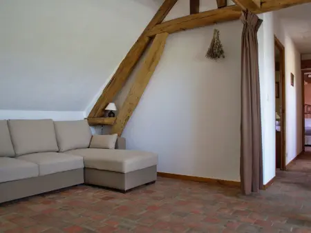 Charmante Maison Rurale avec Terrasse Privative, Proche A.77 et A.19, entre Gâtinais et Fontainebleau - Photo 10