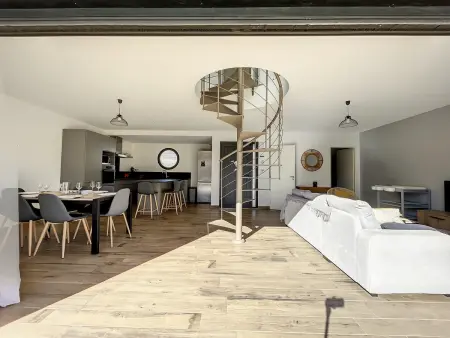 Maison avec Piscine Privée, Clim, Proche Plages - 6 Couchages - Photo 4