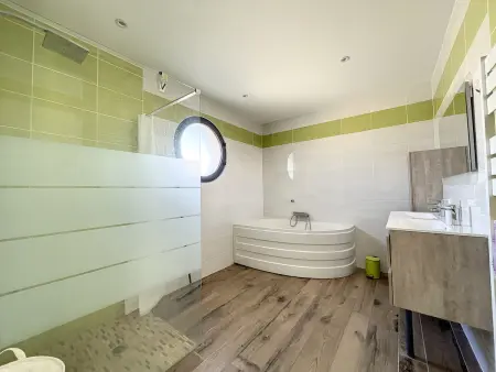 Maison avec Piscine Privée, Clim, Proche Plages - 6 Couchages - Photo 16
