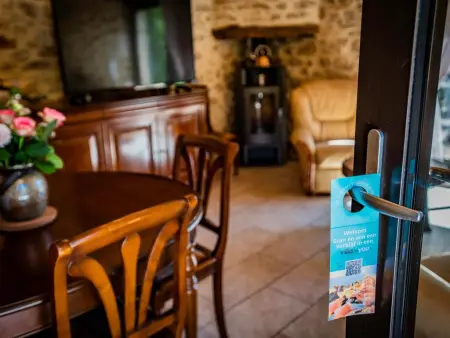 Le Tourel, Maison avec piscine privée à la campagne - Photo 20