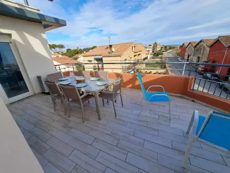 Appartement 3 pièces climatisé avec terrasse à Marseillan, parking privé, proche des commodités - Photo 1