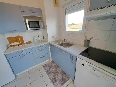Appartement 3 pièces climatisé avec terrasse à Marseillan, parking privé, proche des commodités - Photo 7