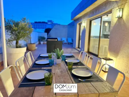 Penthouse familial à Salou : 3 chambres, terrasse, piscine, proche de Playa del Llevant et Port Aventura - Photo 8
