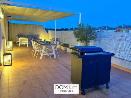 Penthouse familial à Salou : 3 chambres, terrasse, piscine, proche de Playa del Llevant et Port Aventura - Photo 11