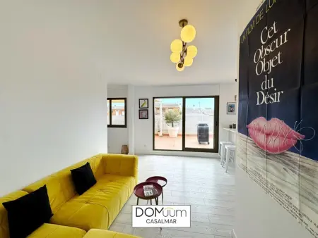 Penthouse familial à Salou : 3 chambres, terrasse, piscine, proche de Playa del Llevant et Port Aventura - Photo 24