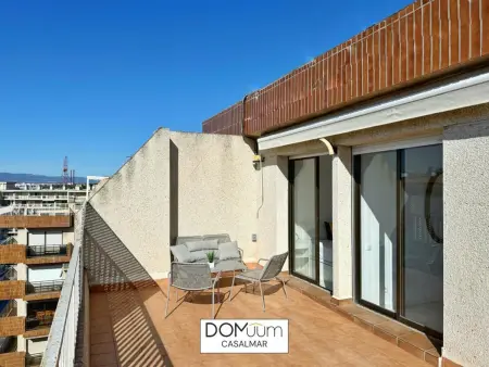 Penthouse familial à Salou : 3 chambres, terrasse, piscine, proche de Playa del Llevant et Port Aventura - Photo 34
