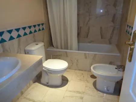 Appartement en bord de mer avec piscine, climatisation et wifi à Marbella - Photo 10