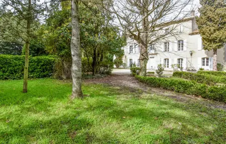 Maison 10 personnes à Entraigues sur la Sorg - Photo 1