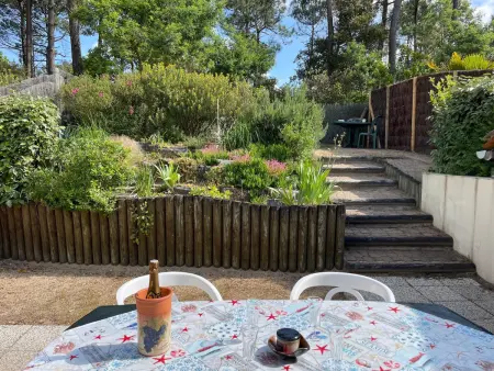 Maison de vacances avec piscine, terrasse et coin détente en forêt, proche plage! - Photo 1