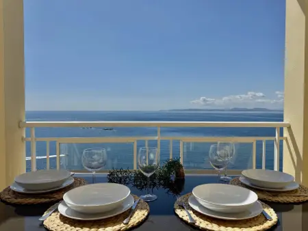 Appartement à Roses avec piscine, WiFi, clim et parking, proche plage - Photo 1