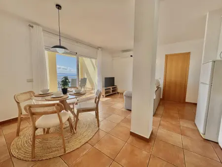 Appartement à Roses avec piscine, WiFi, clim et parking, proche plage - Photo 8