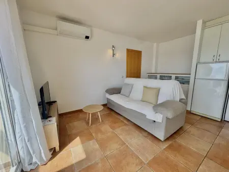 Appartement à Roses avec piscine, WiFi, clim et parking, proche plage - Photo 11