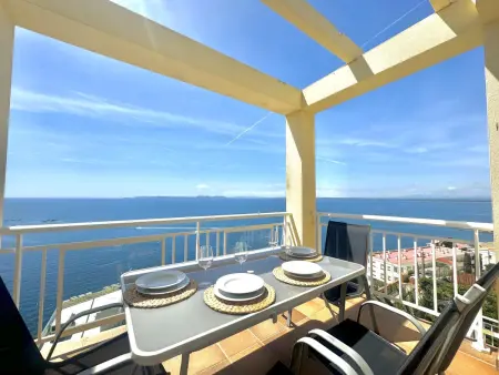 Appartement avec piscine, climatisation et parking à 700m de la plage à Roses - Photo 3