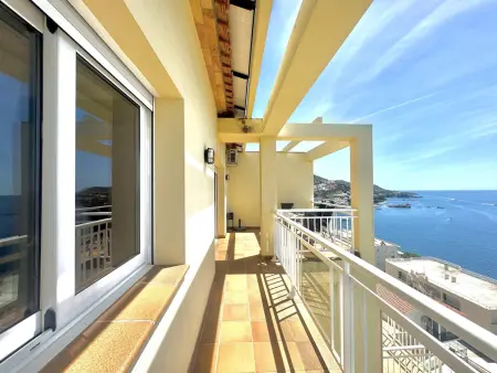 Appartement avec piscine, climatisation et parking à 700m de la plage à Roses - Photo 4