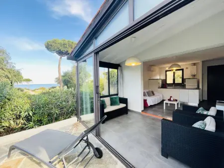 Appartement climatisé, 2 chambres, terrasse, à 100m de la plage à Lumio - Photo 8