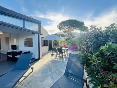 Appartement climatisé, 2 chambres, terrasse, à 100m de la plage à Lumio - Photo 11