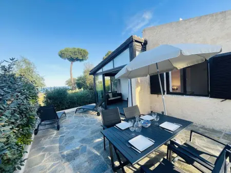 Appartement climatisé, 2 chambres, terrasse, à 100m de la plage à Lumio - Photo 12