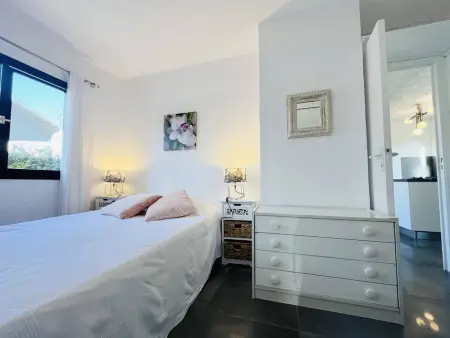 Appartement climatisé, 2 chambres, terrasse, à 100m de la plage à Lumio - Photo 13