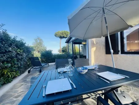 Appartement climatisé, 2 chambres, terrasse, à 100m de la plage à Lumio - Photo 17