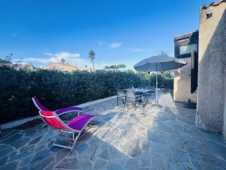 Appartement climatisé, 2 chambres, terrasse, à 100m de la plage à Lumio - Photo 24