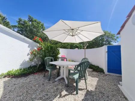 Maison avec Piscine Chauffée, Proche Mer et Commerces, pour 4/5 Pers., Animaux Admis - Photo 1