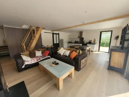 Maison Moderne en Bordure de Forêt, Idéale pour 8/10 Pers, à 2km de la Plage avec WiFi et Terrasse - Photo 1